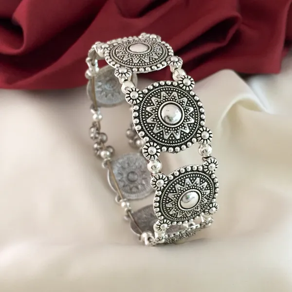 Premium_Antique_Silver_Style_Bracelet_-_Adjustable