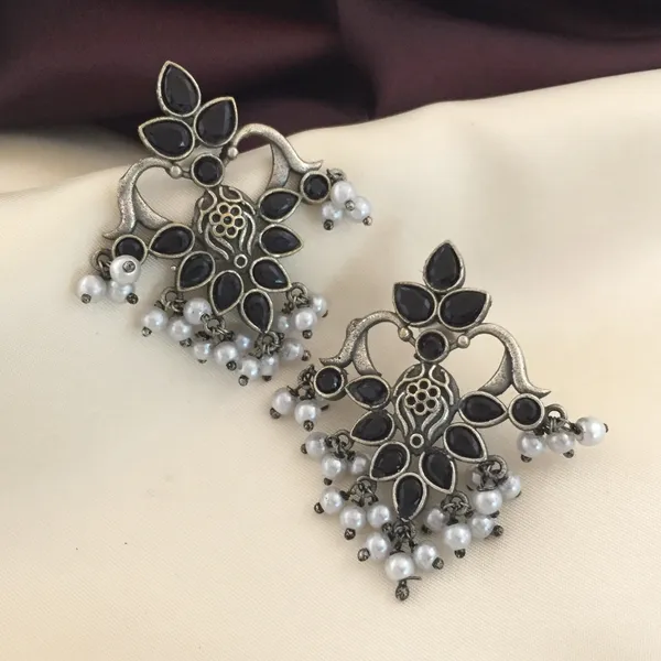 Black_look-a-like_Earrings