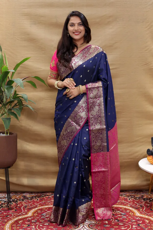 Women's_Soft__Silk_Saree_With_Blouse_Piece�
