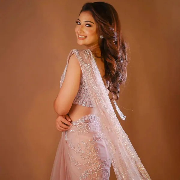 Hot_and_Elegent_Baby_Pink_Soft_Net_Saree