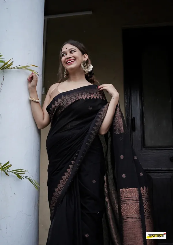 Women_Elegance_NEW_BLACK_TRADITIONAL_HEAVY_COPER_SAREE_FOR_WOMENUnstitched_Blouse_Piece_(For_Women)