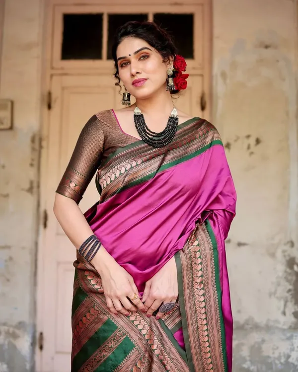 Adorning_Dark_Pink_Soft_Silk_Saree_With_Hypnotic_Blouse_Piece