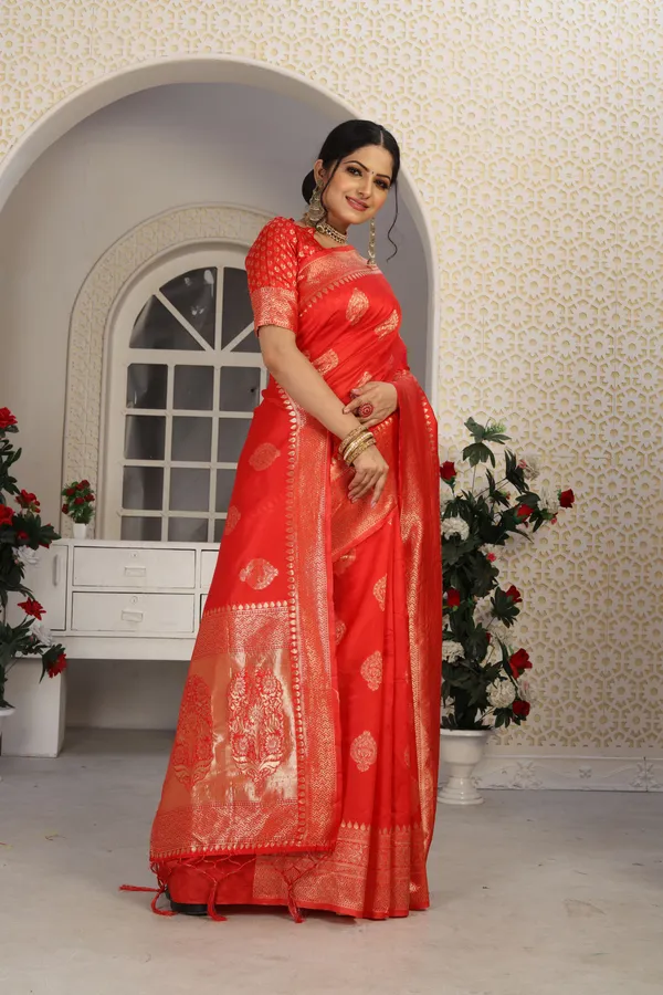 Hot_Red_Kanjivaram_Silk_Saree