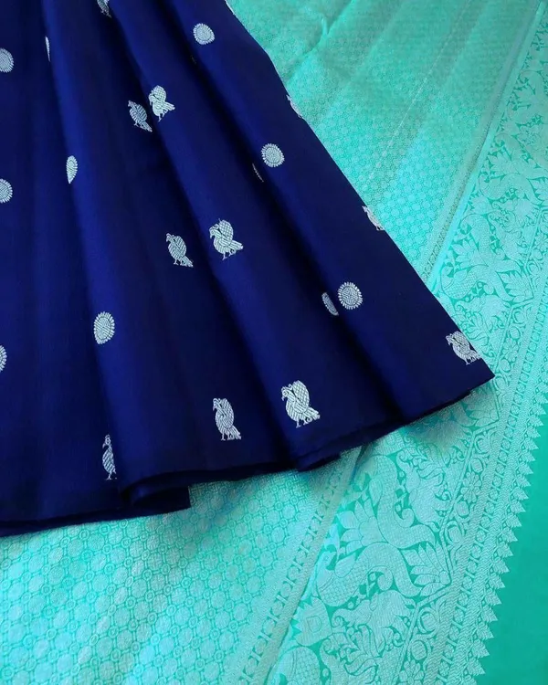 Inspiring_Sky_Soft_Banarasi_Silk_Saree_With_Unique_Blouse_Piece