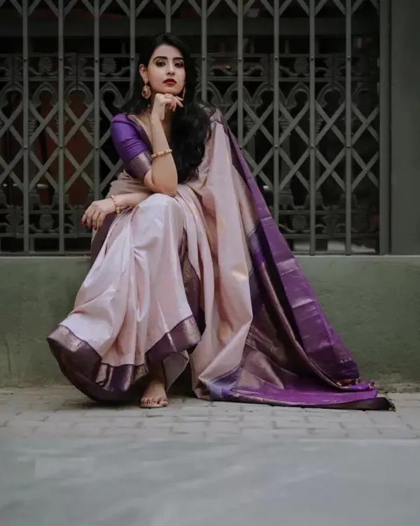 Marvellous_Soft_Banarasi_Silk_Saree_With_Unique_Blouse_Piece