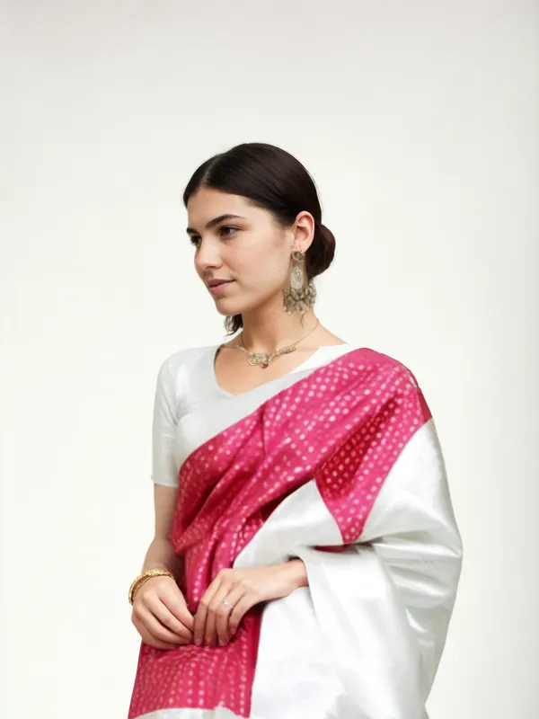 White_Woven_Kanjivaram_Silk_Saree_with_Saree_Cover