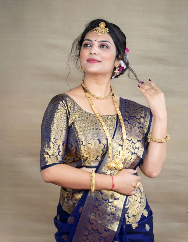 Pleasant_Navy_Blue_Banarasi_Silk_Saree_With_Assemblage_Blouse_Piece