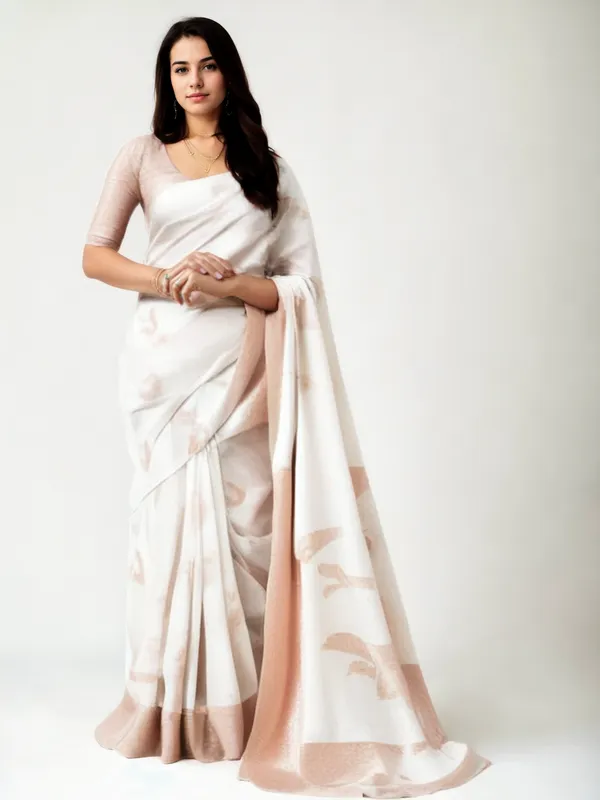 Staring_White_Soft_Silk_Saree_With_Breathtaking_Blouse_Piece