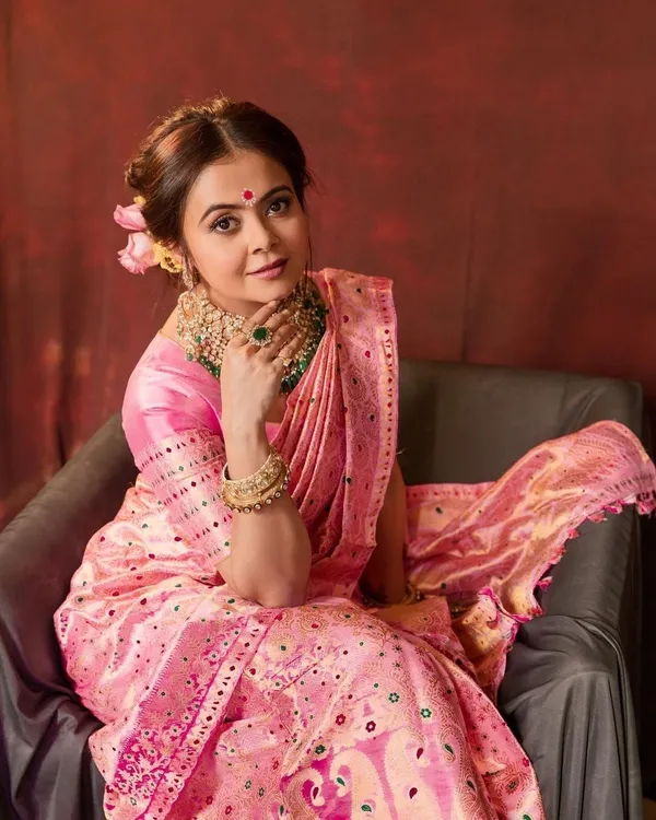 Pink_Woven_Kanjivaram_Silk_Saree_with_Saree_Cover
