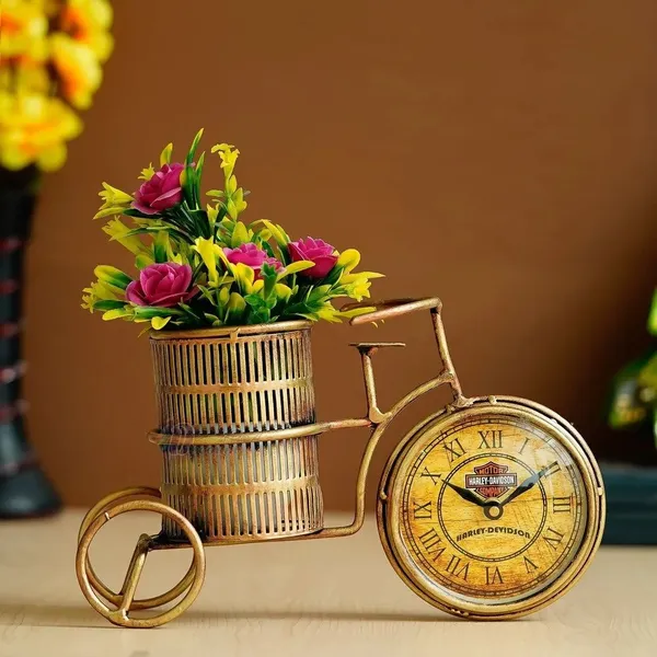 Iron_Pen_Holder/Flower_pot_With_Watch