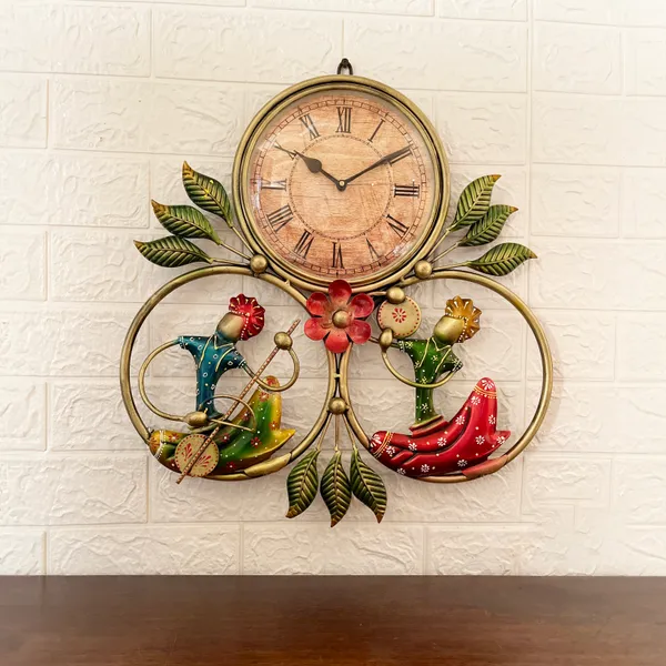 Metal_Musician_With_Clock_Wall_Decor