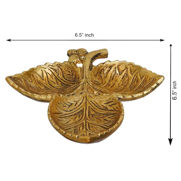 Metal_Decorative_Tray_for_Tableware,Dry_Fruit_Tray,Saunf_Supari_Candy,Dry_Fruit_and_Sweets_Serving_Tray