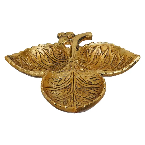 Metal_Decorative_Tray_for_Tableware,Dry_Fruit_Tray,Saunf_Supari_Candy,Dry_Fruit_and_Sweets_Serving_Tray