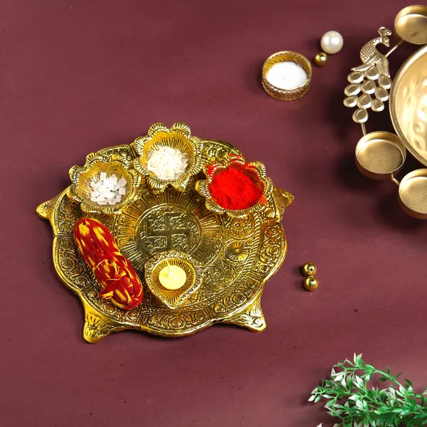 Metal_Pooja_Thali_with_Diya_for_Pooja_Home/Temple/Mandir,Decorative_Showpiece_Pooja_Thali_Set_for_Diwali_Poojan_Wedding_Gift_Article,_Gold