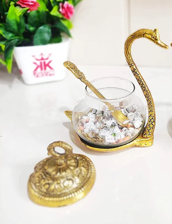 Swan_Duck_with_Transparent_Glass_Bowl_Set_with_Spoon_and_lid_(11_x_15_x_11_cm,_Gold)