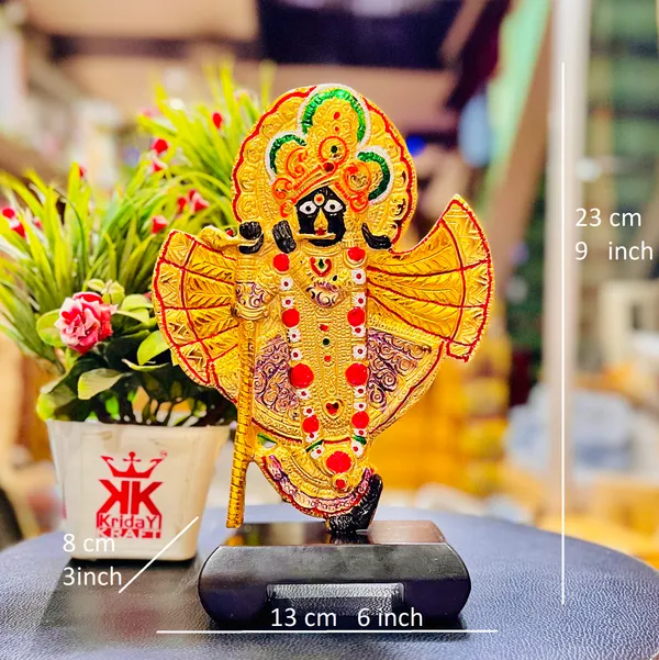 Vrindavan_Banke_Bihari_ji_maharaj_Shri_krishna_Idol_with_Wooden_base