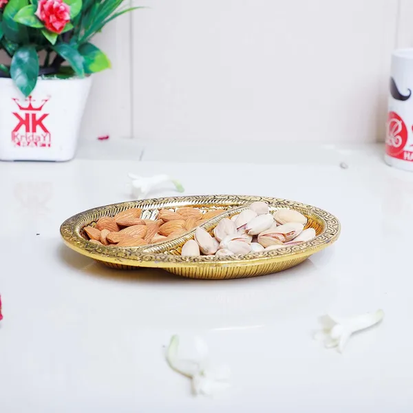 Metal_Decorative_Tray_for_Tableware,Dry_Fruit_Tray,Saunf_Supari_Candy,Dry_Fruit_and_Sweets_Serving_Tray