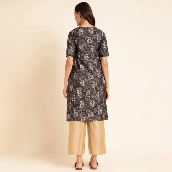 Rekha_Maniyar_Presenting_Girls_And_Women's_New_Design_Kurti_Chanderi_Silk_With_Fancy_Printed