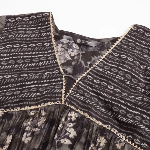 Rekha_Maniyar_Presenting_Girls_And_Women's_New_Design_Kurti_Chanderi_Silk_With_Fancy_Printed