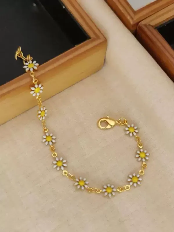 Daisy_Bracelate_Dailywear