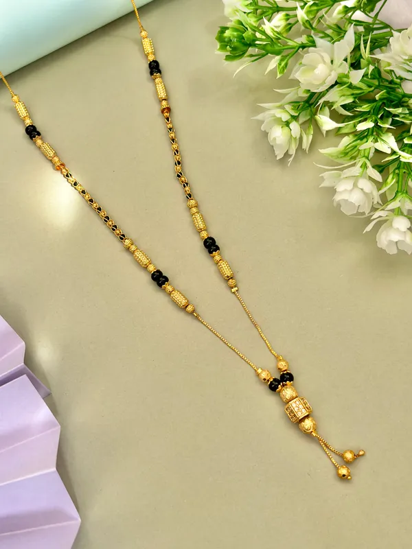 Vamayukt Vedha fancy mangalsutra 20inch Price in India Buy Vamayukt Vedha fancy mangalsutra 20inch online at undefined