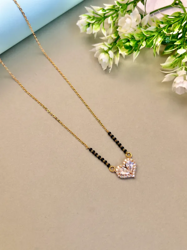 Waterproof_Heart_modern_Nuptialchain