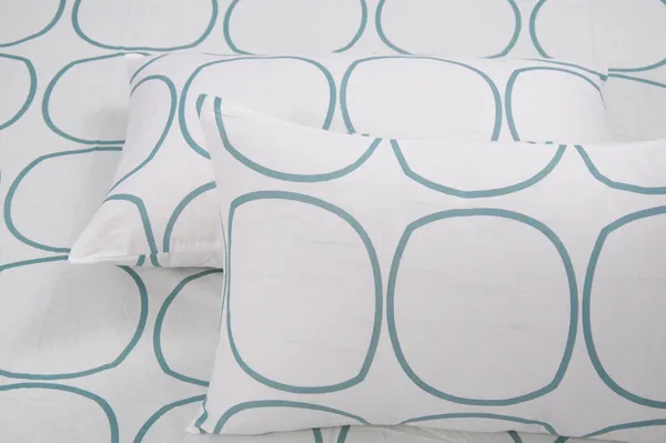 144_TC_Geometric_Bedsheet_for_Single_Bed_with_1_Pillow_Cover_-_White_(Blue_Circles)