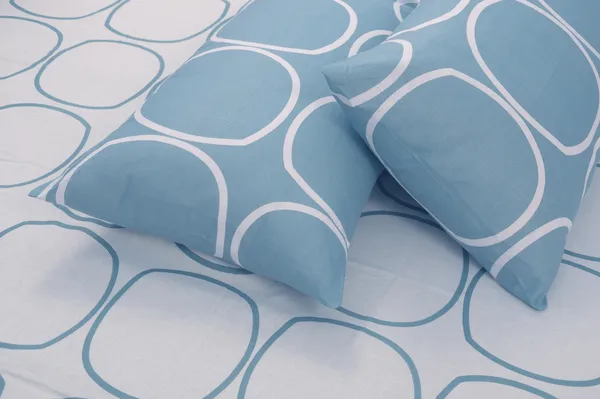 144_TC_Geometric_Single_Bedsheet_Cotton_with_1_Pillow_Cover_-_White_&_Blue