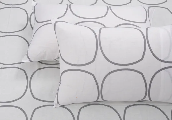 144_TC_Geometric_Bed_sheet_for_Single_Set_Bed_with_Pillow_Cover_-_White_(Grey_Circles)