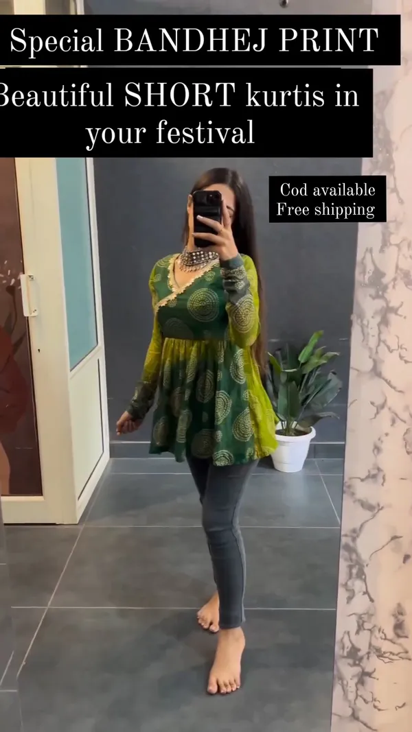 Green_Rayon__Bandhni_Top