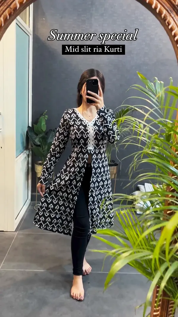 Presented_Summer_Special_Mid_Slit_Ria_Kurtis