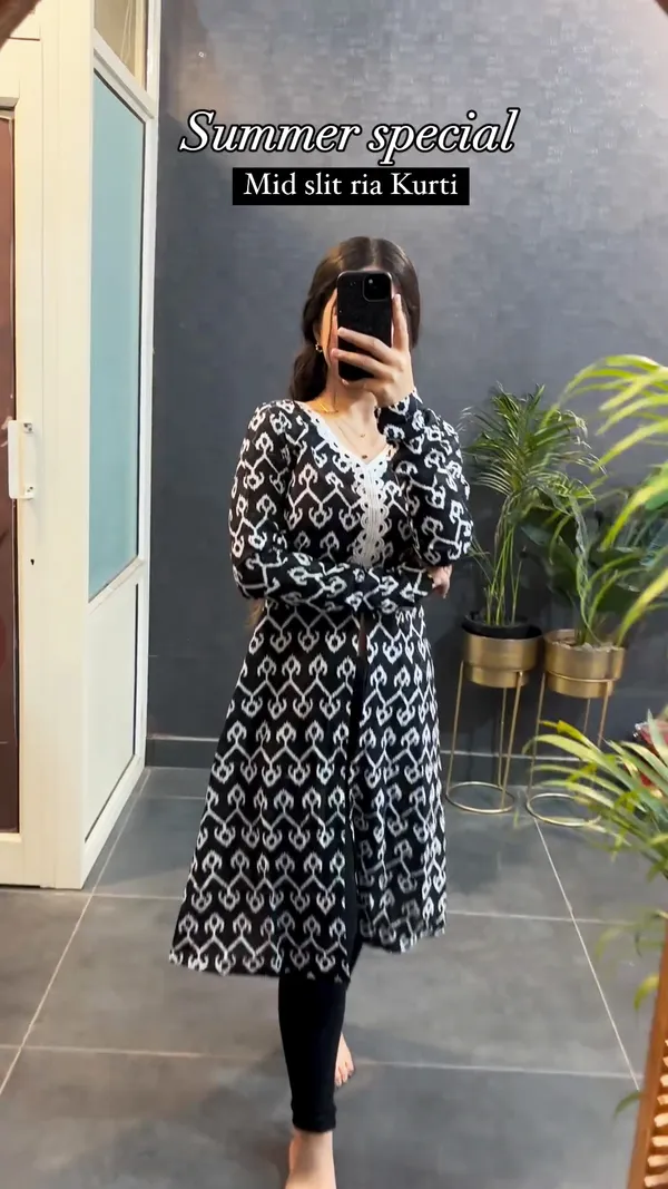 Presented_Summer_Special_Mid_Slit_Ria_Kurtis