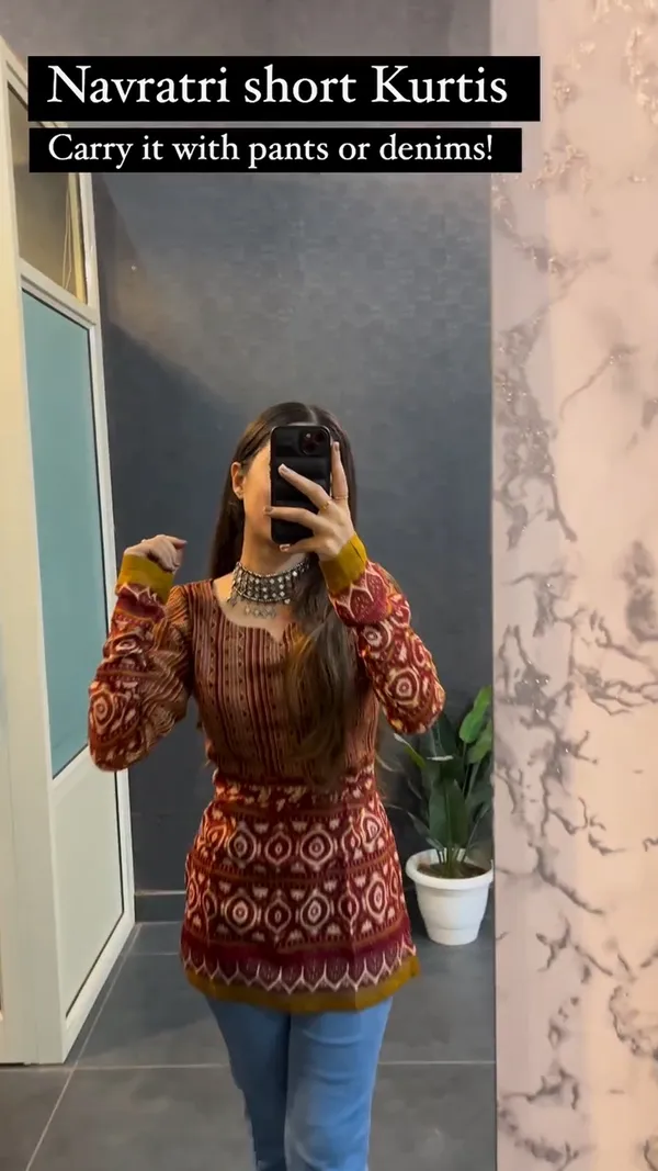 Maroon_Cotton__Printed_Kurti_for_Women