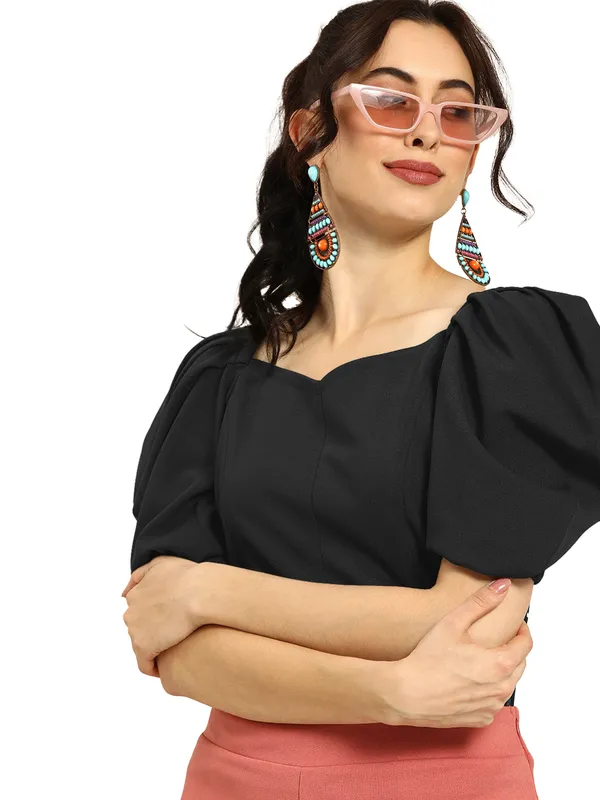 Women_Solid_Black_Fabric_Blend_V-Neck_Regular_Polyester_Top