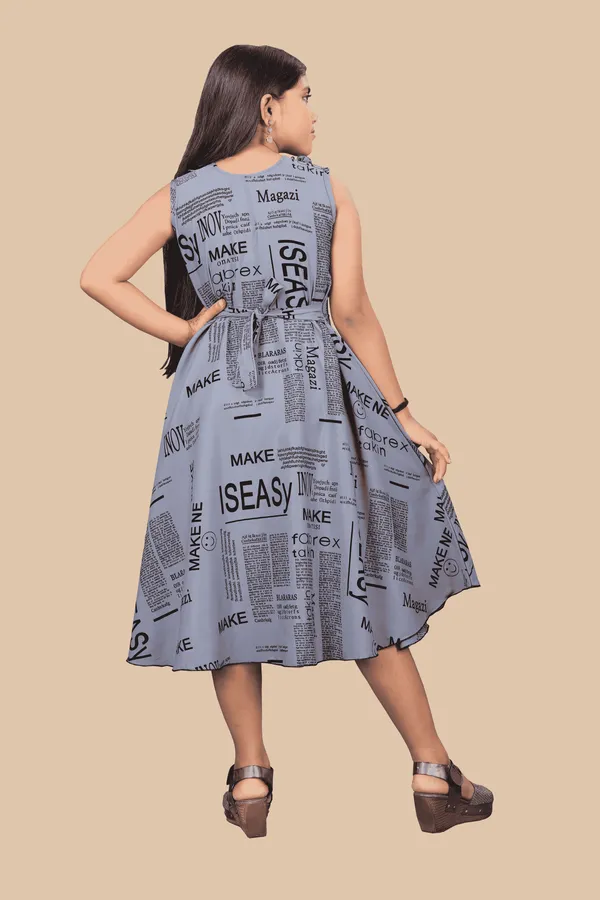 Girls_Dark_Grey_&_Black_Text_Paper_Crepe_Print_Round_Neck_Knee_Length_Dress
