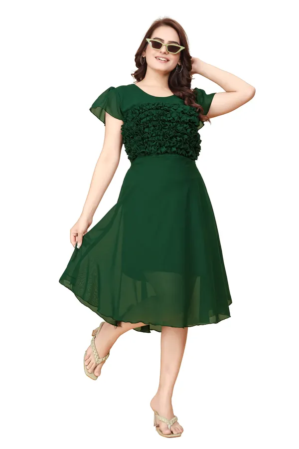 Women_Green_Solid_Knee_Length,_Fit_And_Flare_&_A-line_Georgette_Dress