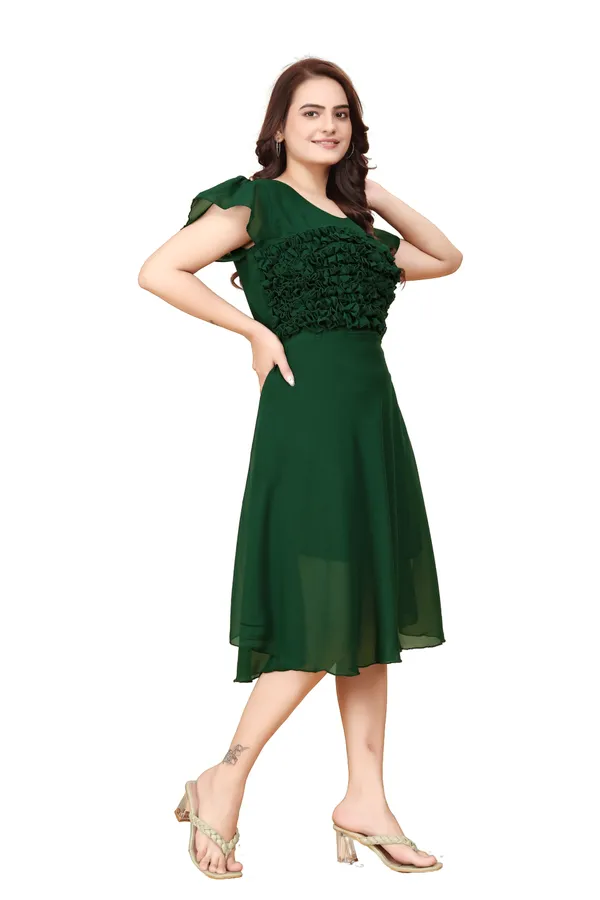 Women_Green_Solid_Knee_Length,_Fit_And_Flare_&_A-line_Georgette_Dress