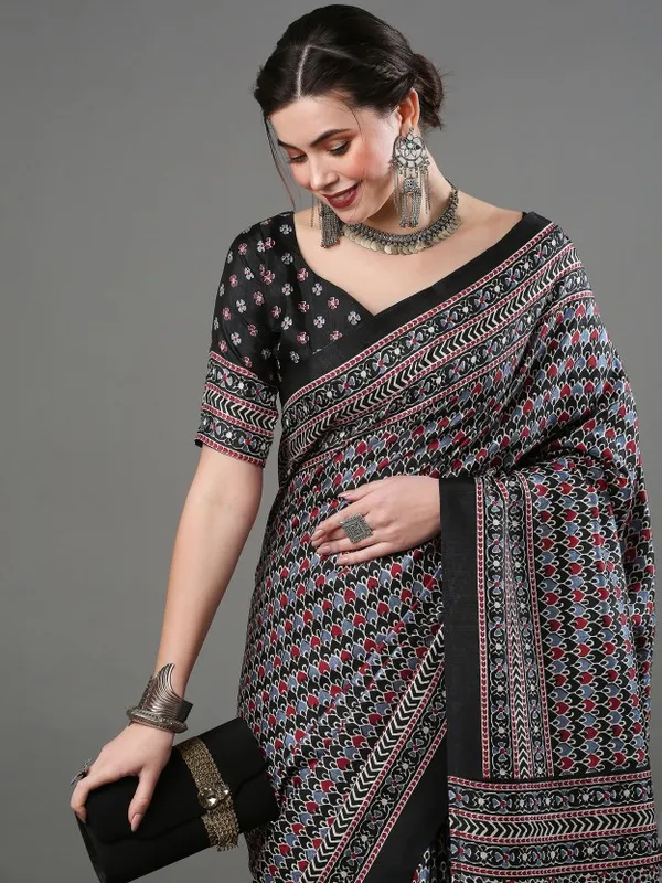 linen saree with kalamkari blouse