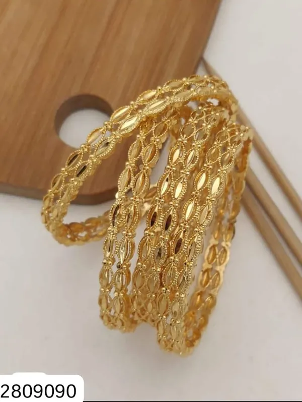 Set_Of_4_Gold_Tone_Designer_Bangles