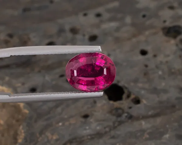 5.25_Ratti_Red_Ruby_Manak_Natural_Loose_Gemstone