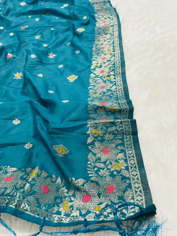 Women_Rama_Banarasi_Cotton_Silk_Dupatta_Pure_Zari_With_Jacquard_Work.