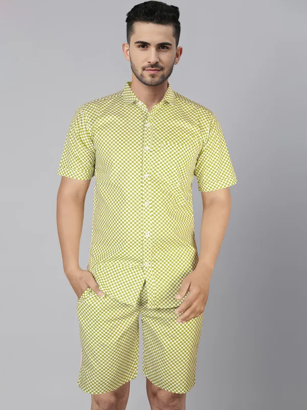 The_Sunburst_Spectrum_Men's_Yellow_print_Co-ord_set