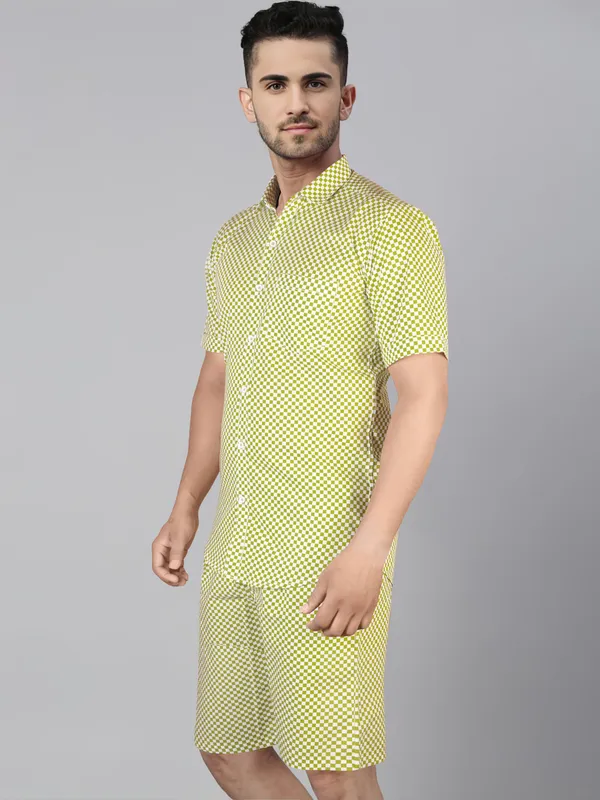 The_Sunburst_Spectrum_Men's_Yellow_print_Co-ord_set