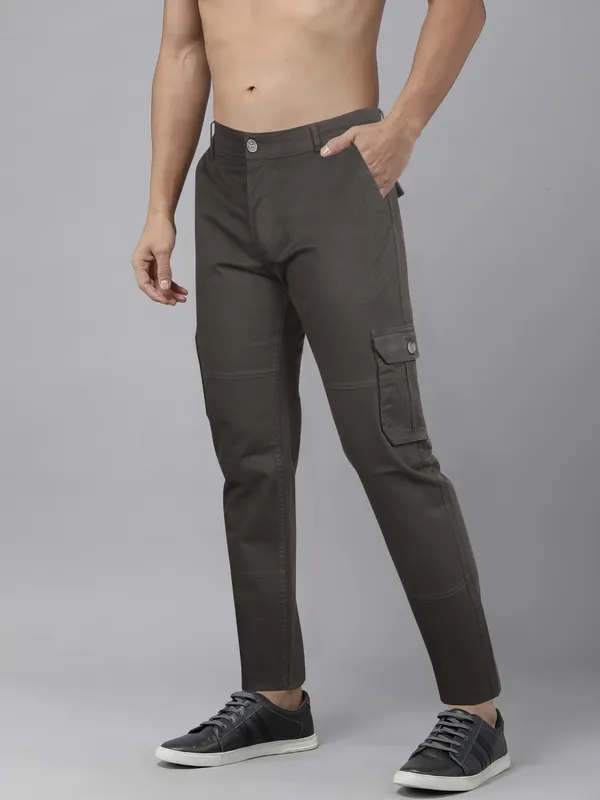 Durable_Grey_Cargo_Pants