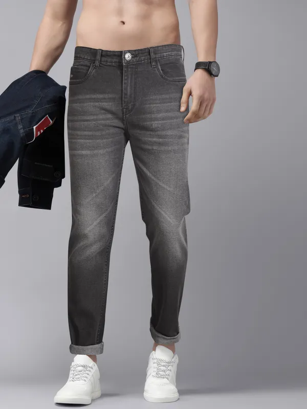 JUST_BLACK's_Men_Slim_Fit_Denim_Jeans