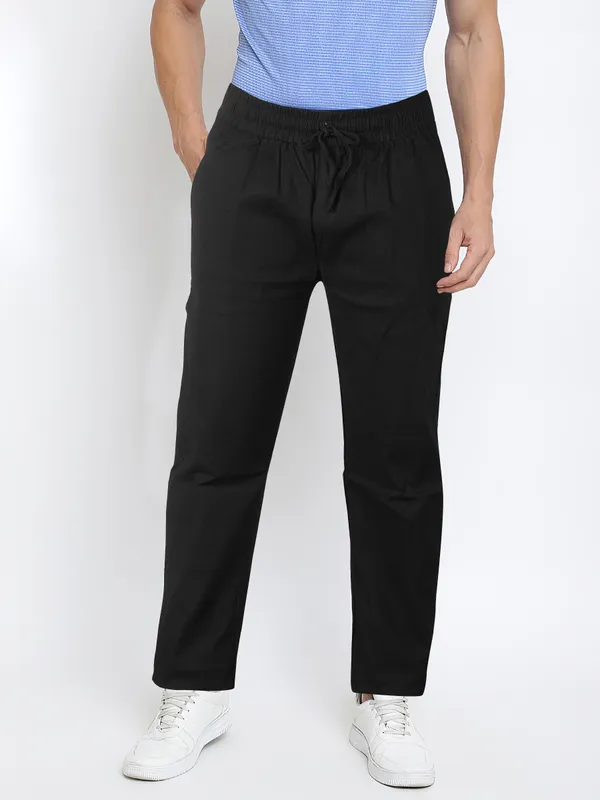 The_Black_Linen_Pants