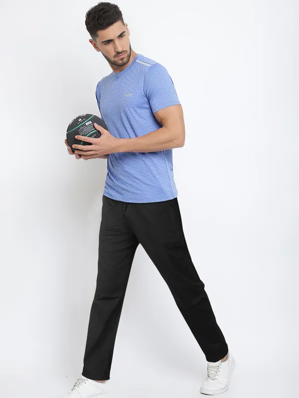 The_Black_Linen_Pants