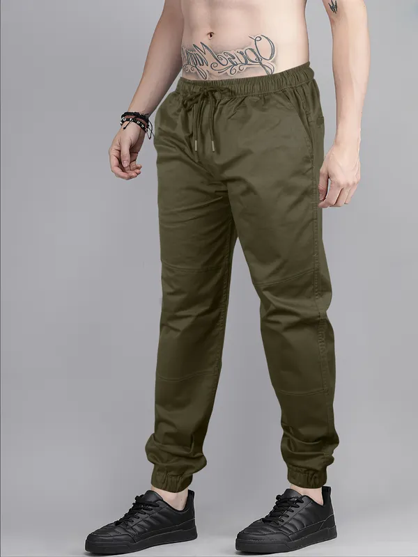 Cozy_Olive_Track_Pants