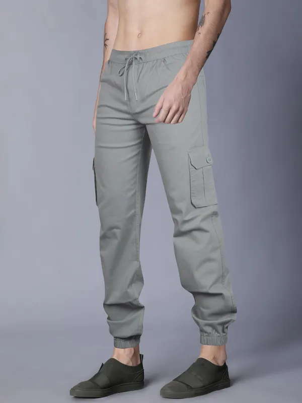 Men's_silver_cargos