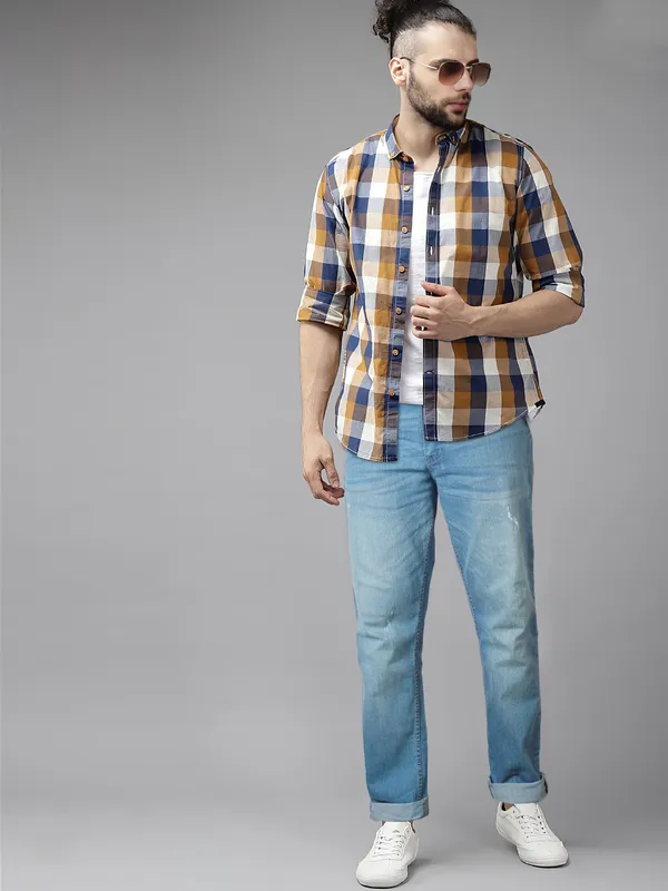 Men_Loose_fit_straight_Light_blue_jeans